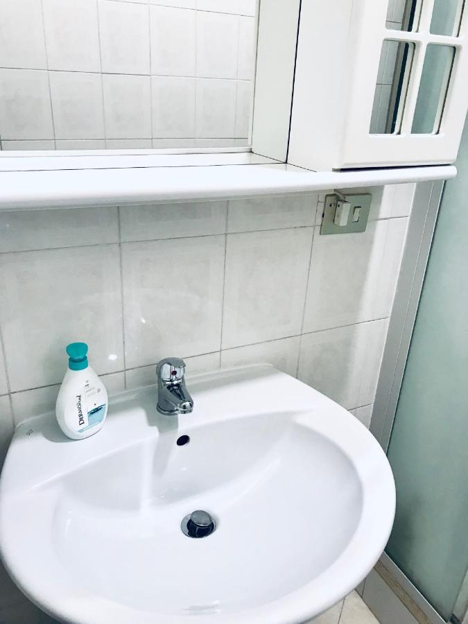 4 Bed Rooms Luxury Apartment Near Colosseum Rome Bagian luar foto