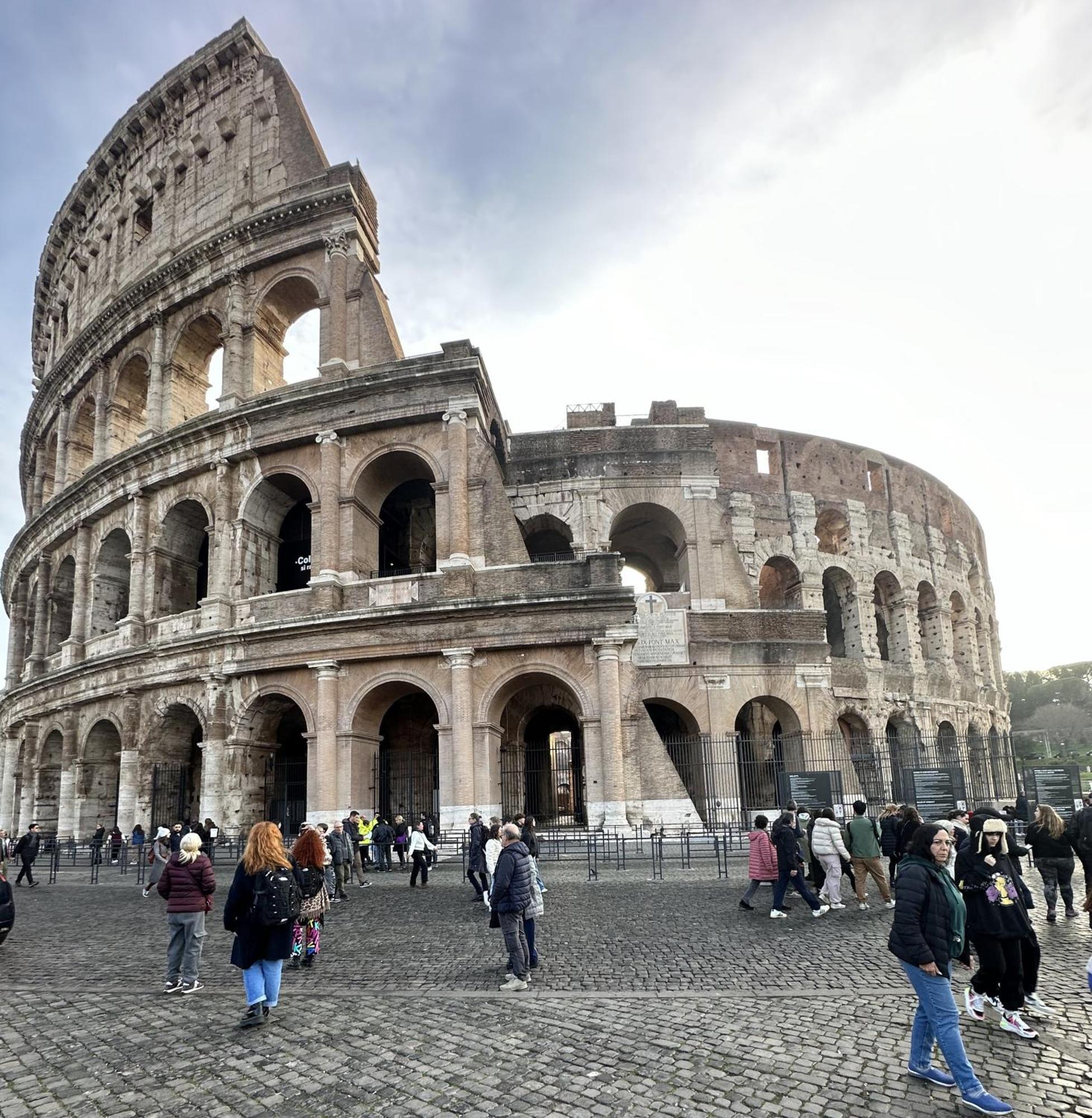 4 Bed Rooms Luxury Apartment Near Colosseum Rome Bagian luar foto